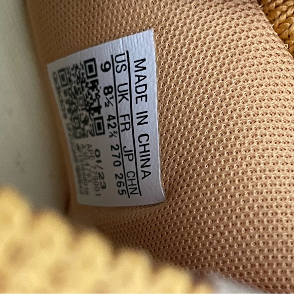 Adidas trae young 2 hazy yellow team green basketball sports shoes men Sz 9 NWOT - Picture 13 of 13